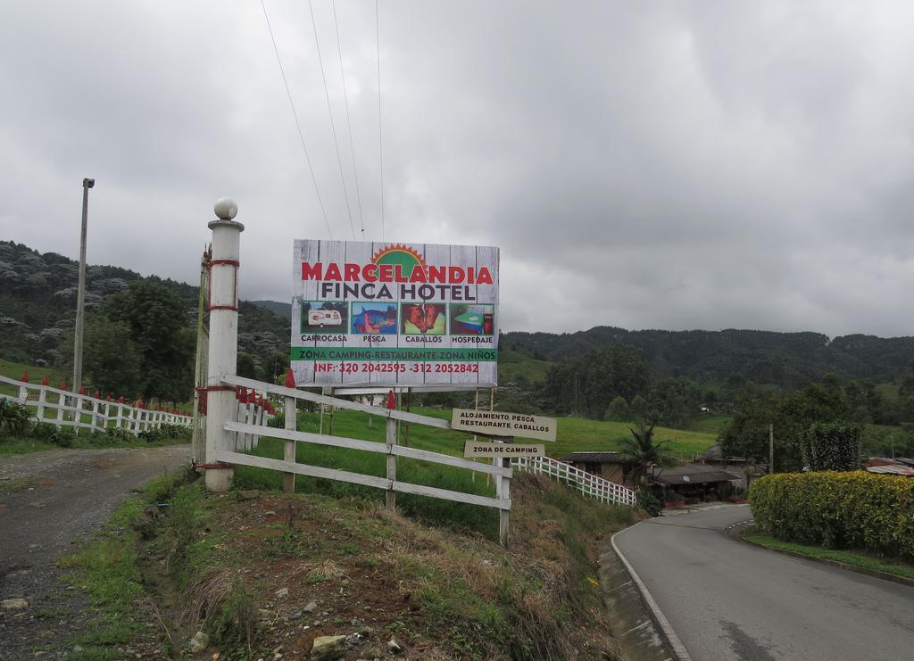 Finca Recreacional Marcelandia ซานตาโรซา เดกาบัล ภายนอก รูปภาพ